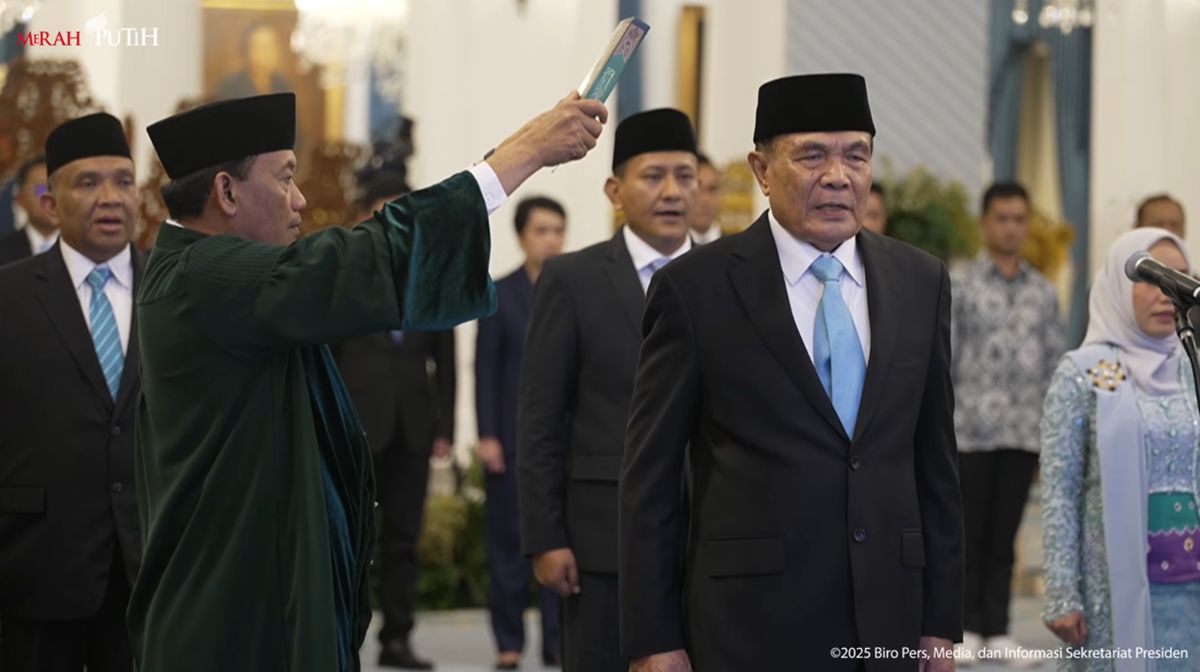 Reshuffle Kabinet, Prabowo Lantik Djamari Chaniago Jadi Menko Polkam