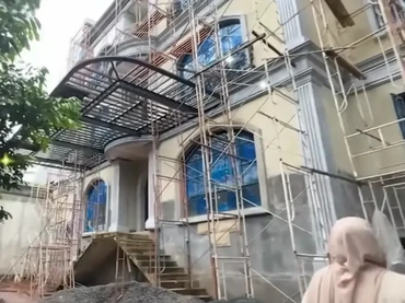img-title Didesain Suami, 7 Potret Rumah Tasya Farasya Dibangun Tahun 2020 hingga Kini Belum Selesai