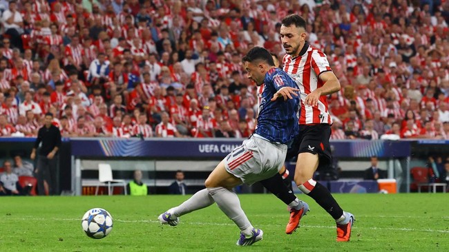 Arsenal Solid Bungkam Athletic Arsenal mengalahkan Athletic Bilbao dalam laga pertama Liga Champions di Stadion San Mames.