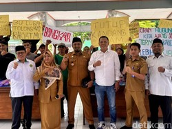 Kampung Diserang Lalat, Warga di Bojonegoro Desak Kandang Ayam Ditutup