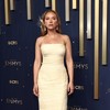Potret Scarlett Johansson hingga Leighton Meester Pakai Prada di Emmy Awards 2025