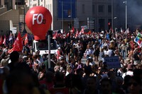Prancis di Ambang Chaos! Demo Terbesar Pecah, 800.000 Warga Bergerak Prancis di Ambang Chaos! Demo Terbesar Pecah, 800.000 Warga Bergerak