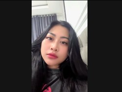 7 Foto Boiyen yang Bikin Pangling hingga Dikira Rachel Vennya