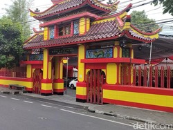 Detik-detik Bima Diamankan Polisi di Depan Klenteng Eng An Kiong Malang