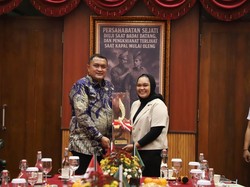 Bupati Bogor Puji Sutradara Asal Citeureup yang Raih Penghargaan Global