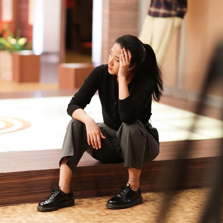 <p>Perempuan 31 tahun ini tak sengaja menemukan foto truk yang menggunakan wajahnya untuk menghiasi bagian belakang kendaraan tersebut. Namun, siapa sangka? Alih-alih marah, Renatta justru mengunggahnya di media sosial. (Foto: Instagram@renattamoeloek)</p>