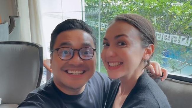 Cerita Rianti Carthwright Liburan ke Gunung Bromo Bareng Anak dan Suami