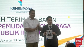 Berita Panas dari Dunia Sport CNN : Dito Ingatkan Pegawai Kemenpora: Erick Thohir Lebih Galak