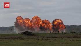 VIDEO: NATO Pamer Kekuatan di Polandia Balas Simulasi Perang Rusia