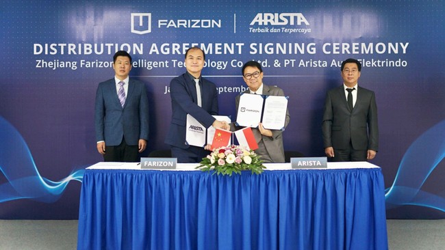 Merek kendaraan niaga berbasis listrik (EV) Farizon Auto resmi masuk pasar otomotif Indonesia. Mereka menggandeng Arista Group untuk proses distribusi.
