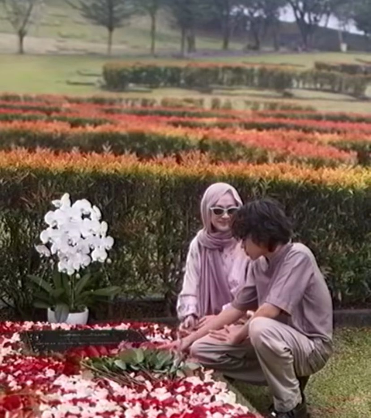 BCL dan Noah Rayakan Ultah Ashraf Sinclair