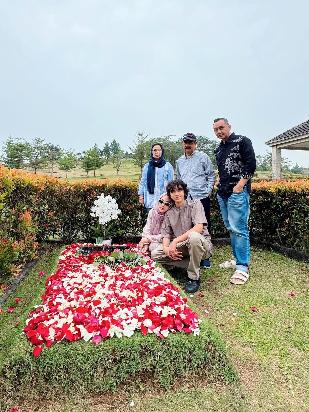 BCL dan Noah Rayakan Ultah Ashraf Sinclair