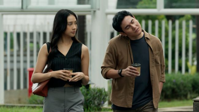 5 Rekomendasi Film Akhir Pekan, Shutter dan Si Paling Aktor Berikut 5 rekomendasi dan sinopsis film baru tayang di bioskop akhir pekan ini, seperti Shutter dan Si Paling Aktor.