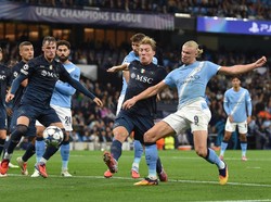 Salutnya Guardiola dengan Pertahanan Alot Napoli