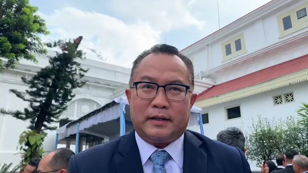 Prabowo Resmi Lantik Arif Satria Jadi Kepala BRIN Gantikan Tri Handoko