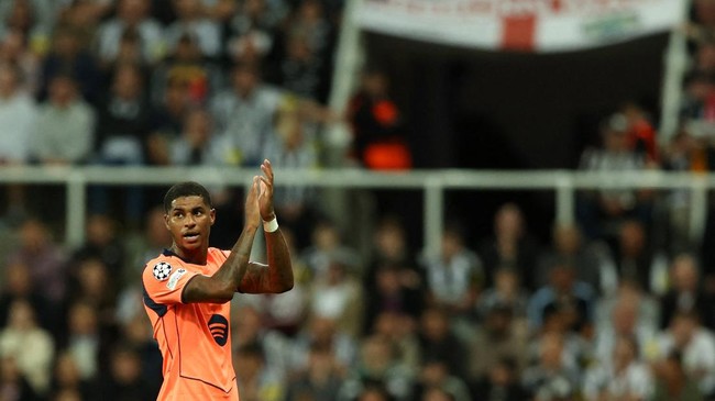 Marcus Rashford memiliki jumlah gol yang sama dengan skuad Manchester United di Premier League musim ini setelah membawa Barcelona menang di Liga Champions.