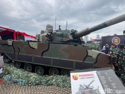 Melihat Tank Harimau hingga Panser Badak yang Dipamerkan TNI AD di Monas