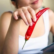 Meski Menggugah Selera, Ini 5 Efek Samping Kebiasaan Makan Pedas untuk Kesehatan