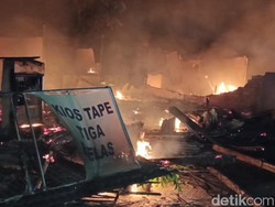 20 Kios Oleh-oleh di Purwakarta Hangus Terbakar, Ini Penyebabnya