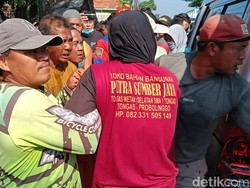 Pemotor Tewas Mengenaskan Terlindas Truk Kontainer di Probolinggo