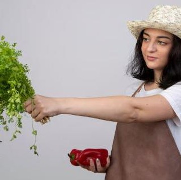 Tak Sekadar Hiasan, Ini 5 Manfaat Peterseli untuk Kesehatan Tubuh