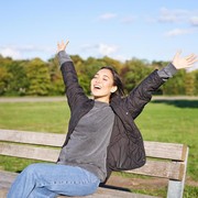 3 Kebiasaan Sederhana yang Bisa Bikin Kamu Merasa Bahagia, Cuma Butuh 10 Menit!