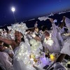 FOTO: Sensasi Makan Malam Misterius 'Diner En Blanc' di New York