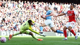 Erling Haaland Bawa Man City Unggul atas Arsenal di Babak Pertama