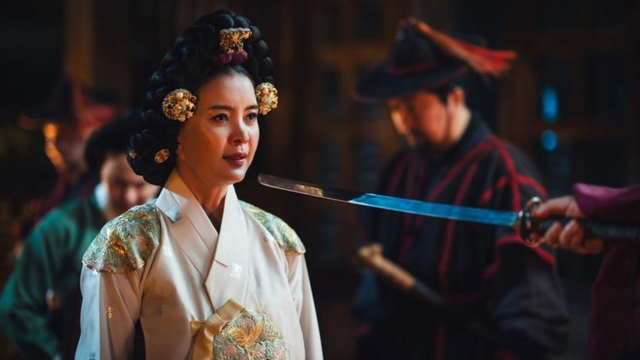 Bon Appetit Your Majesty Adegan dalam drama Korea Bon Appétit, Your Majesty.