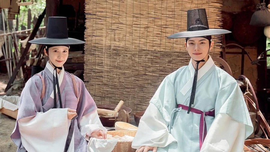 Behind-the-scene drama Korea Bon Appétit, Your Majesty dibagikan Lim Yoona lewat Instagram.