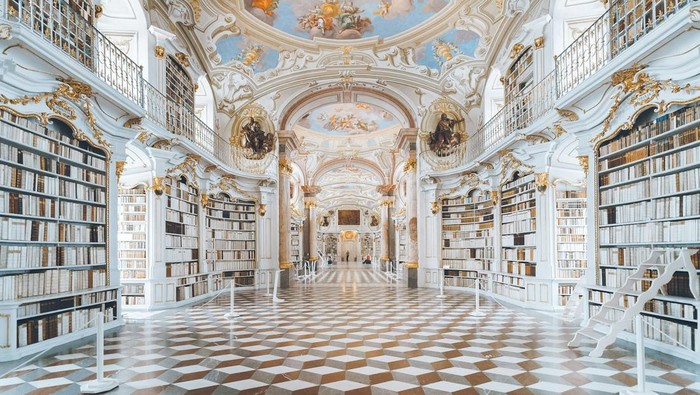 6 Toko Buku Terindah di Asia yang Cocok Buat Healing dan Hunting Buku