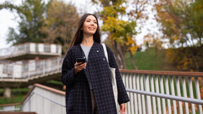 Scorpio dikenal intens dan protektif. Mereka selalu menomor satukan dirinya untuk menjaga keseimbangan emosional./ Foto: freepik.com/garetsvisual