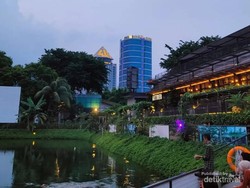 Akhir Pekan, Ajak Keponakan Main ke Cibis Park