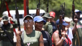 Venezuela Gelar Latihan Militer Kilat Bagi Sipil Usai Diancam Trump