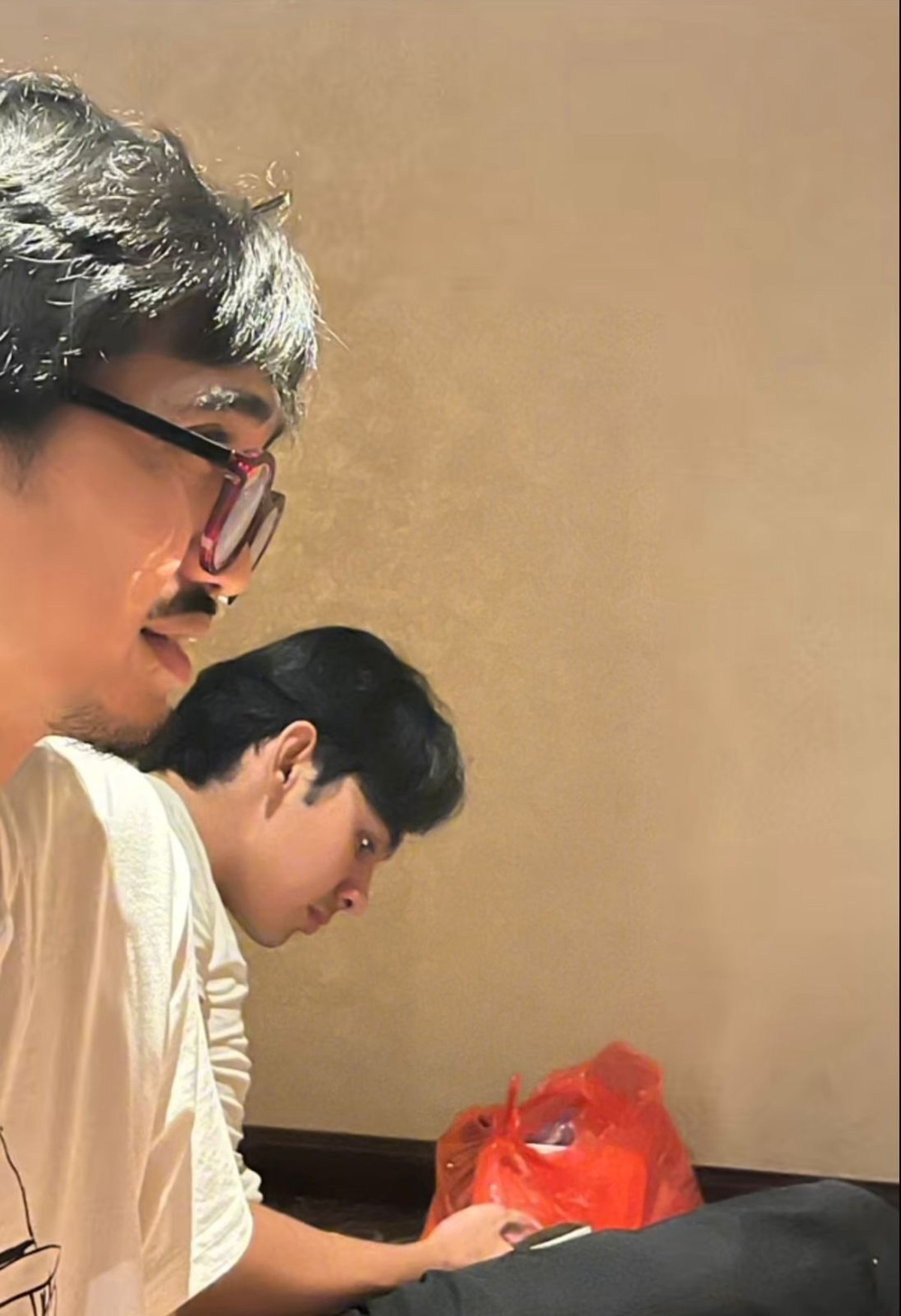 5 Potret Keakraban Fattah Syach bersama Sang Paman Duta Sheila on 7