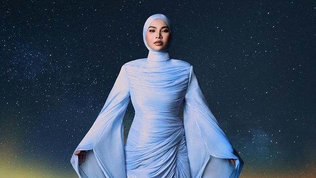 Aina Abdul, Penyanyi Malaysia yang Siap Menyusul Karir di Indonesia