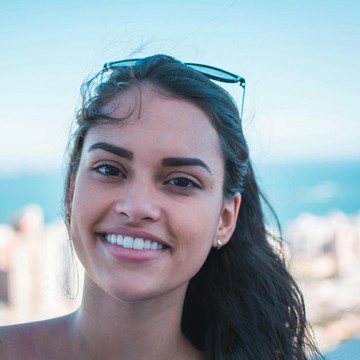 5 Kepribadian Unik yang Cuma Dimiliki Anak Tengah, Kamu Salah Satunya?