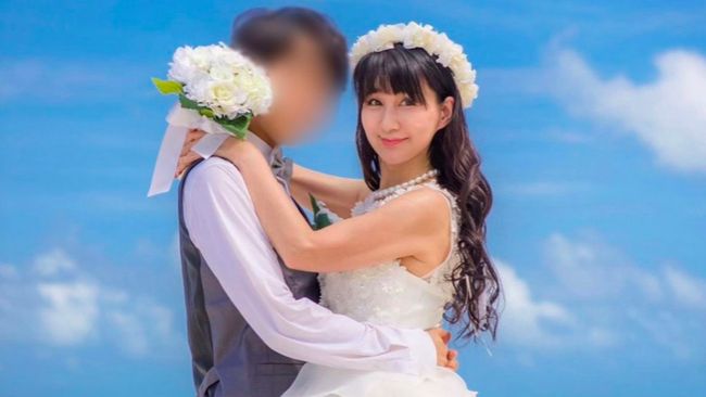 Perempuan Jepang Menikah dengan Pria yang 30 Tahun Lebih Muda