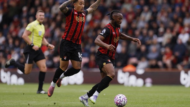 Mekanisme sepak mula atau kickoff jadi bagian dari strategi dalam sepak bola modern. Berikut tiga tren kickoff baru dalam sepak bola.