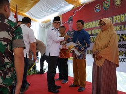 Warga OKU Terbantu Rumahnya Direhab TNI, Ini Kata Bupati Teddy