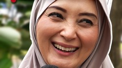 Video: Della Puspita Merasa Banyak Cobaan usai Putuskan Berhijab