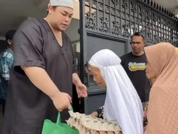 Ivan Gunawan Rutin Sedekah Pagi, Bagikan Sarapan ke Tetangga dan Rumah Tahfidz
