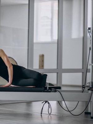 BeauPicks: 5 Rekomendasi Jumpsuit Sport untuk Pilates yang Nyaman dan Stylish
