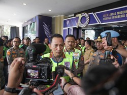 Kapolri Minta Polantas Tingkatkan Pelayanan Humanis: Dekat dengan Masyarakat