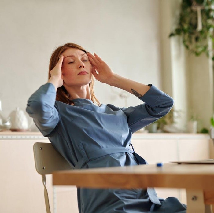 Ketika merasa tidak berkembang, sering kali muncul kekecewaan dan rasa putus asa. Untuk itu, penting bagi kamu untuk mengelola ekspektasi dengan realistis.