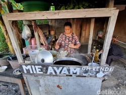Murah! Ada Mi Ayam Rp 4.000 di Kretek Bantul, Es Teh Cuma Seribu