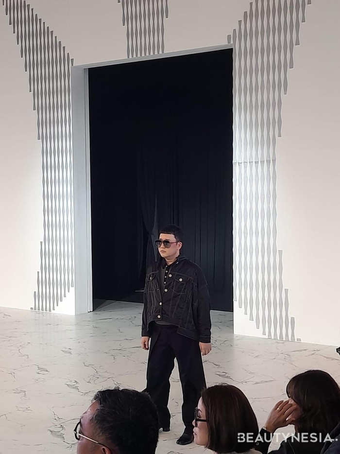 Sama seperti namanya, koleksi ini didominasi warna hitam dan putih, serta beberapa koleksi berwarna abu-abu, Beauties./ Foto: Sierra/Beautynesia