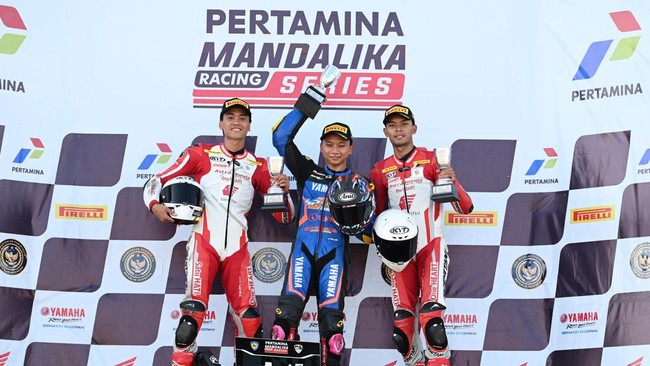 Para pembalap Astra Honda Racing Team (AHRT) kembali menunjukkan performa optimal pada gelaran Mandalika Racing Series (MRS) 2025 seri keempat.