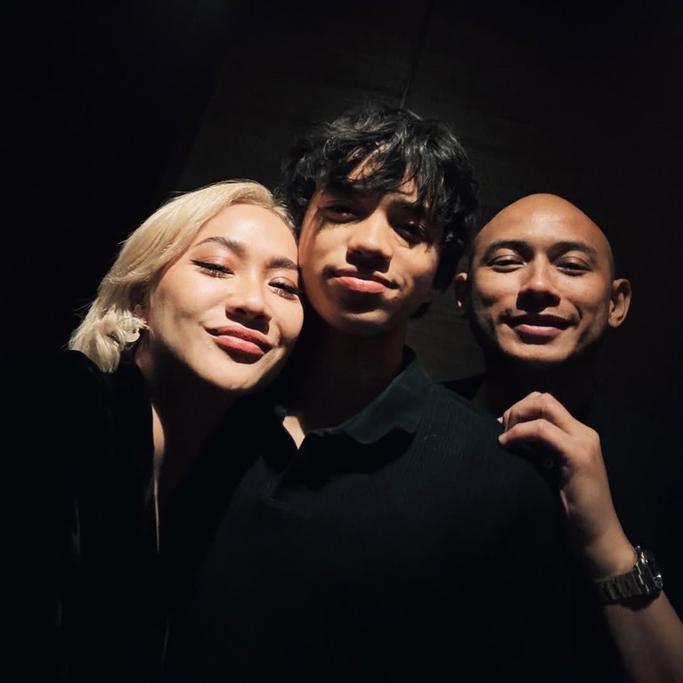 Noah Sinclair Noah Sinclair ulang tahun ke-15.