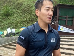 Layaknya Drakor, Turis Tenggelam Diselamatkan Polisi Surfer